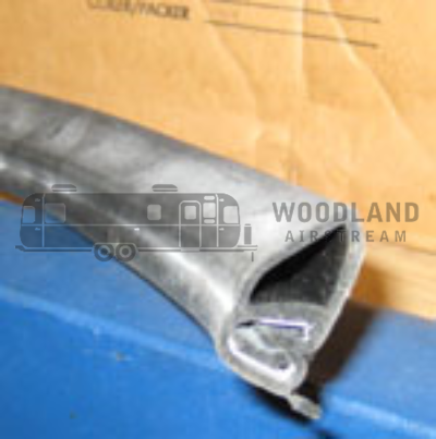 Airstream Baggage Compartment Door Seal, Sold By The Foot - 365035