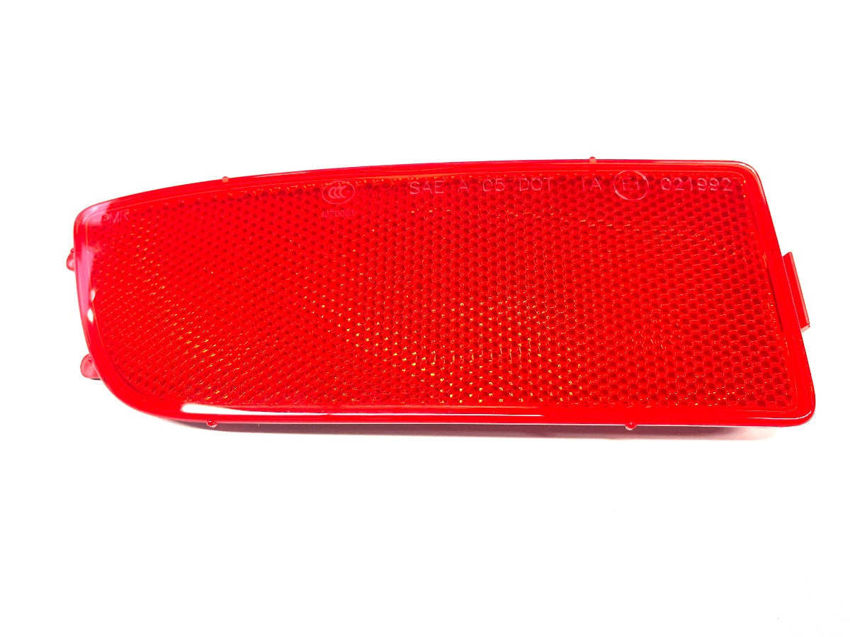 Airstream Interstate Roadside Rear Bumper Reflector, Red - 203624-091