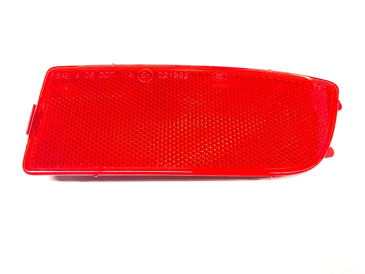 Airstream Interstate Curbside Rear Bumper Reflector, Red - 203624-092