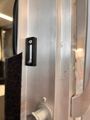 Airstream Lefthand Hinge Screen Door Latch - 383025