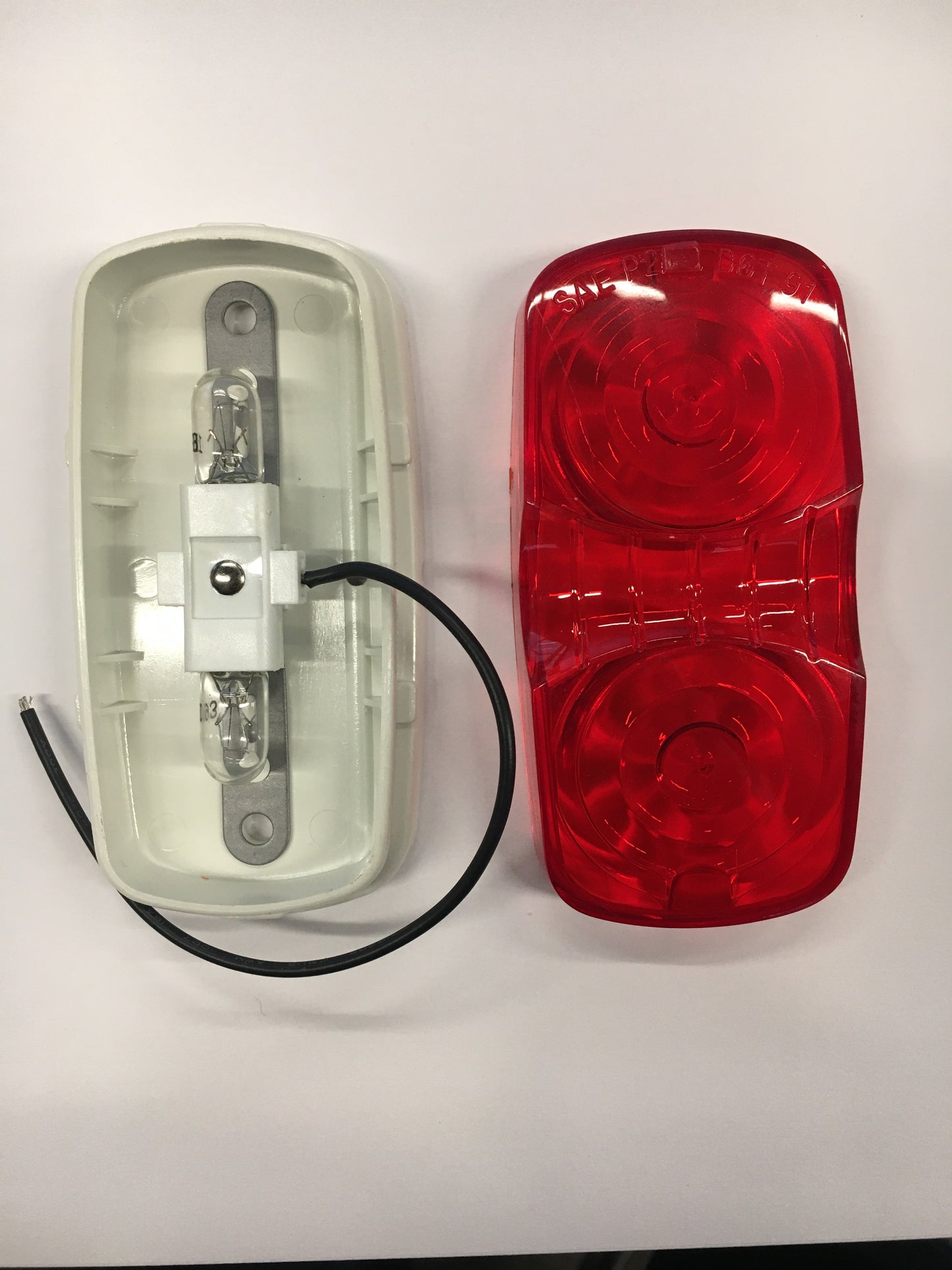 Airstream Double Bulb Clearance Marker Light, Red (without Gasket) - 510111