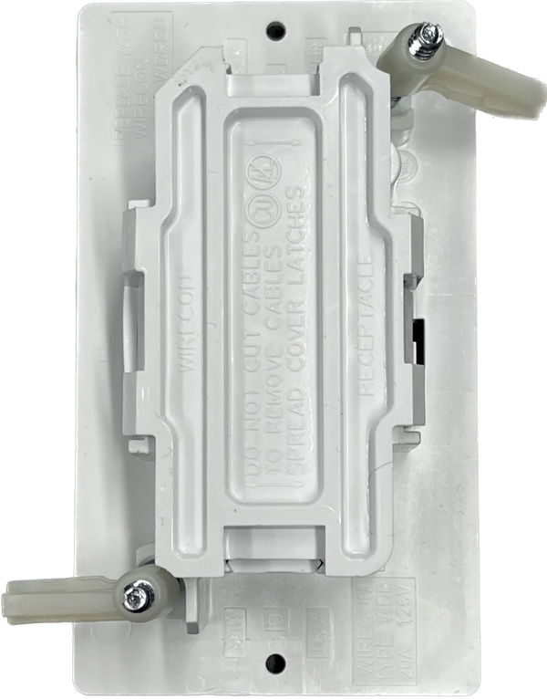 Airstream 20 AMP Single Wall Outlet Receptacle, White - 512481-01